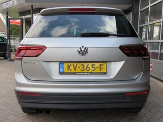 Volkswagen Tiguan Volkswagen Tiguan 1.4 TSI CON. SERIES / Led / Navi / Wegklap.haak / BOVAG garantie - afbeelding nr 20