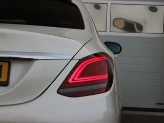 Mercedes-Benz C-Klasse Mercedes C-klasse 180 Business Solution AMG Plus Upgrade Edition | Panoramadak | Night pakket | Apple Carplay | dodehoekdetectie | - afbeelding nr 42