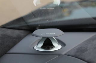 Lamborghini Urus Lamborghini Urus 4.0 V8 / NL Auto! / Full Carbon / Keramisch / B&O / Pano / 360Camera / Head-up / 23'' / Stoelventilatie / Massage - afbeelding nr 40