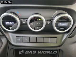 Iveco Daily Iveco Daily 35C18 3.0L Automaat Dubbellucht 2025 model 410WB ACC Camera Airco Navi Chassis Cabine Fahrgestell Airco - afbeelding nr 13