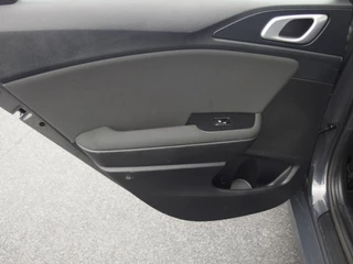 Kia Ceed Sportswagon Kia Ceed Sportswagon 1.0 T-GDi DynamicLine GR NAVI / CAMERA / DAB+ / CARPLAY / PDC / BLUETOOTH / CRUISE / NL-AUTO - afbeelding nr 31