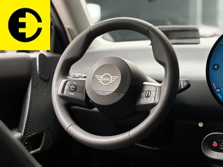 MINI Cooper Mini Cooper E Classic 40,7 KW | 35 KM | Applecarplay / android auto | Camera - afbeelding nr 3