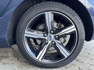 Volvo V40 Volvo V40 1.6 T3 R-Design NW. DISTRIBUTIE*PDC*NAVI*NL AUTO - afbeelding nr 20
