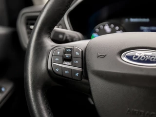 Ford Kuga Ford Kuga 2.5 PHEV Titanium 225Pk Automaat (APPLE CARPLAY, GROOT NAVI, STUUR/STOELVERWARMING, ADAPTIVE CRUISE, CAMERA, KEYLESS, TREKHAAK, STOELVERWARMING ACHTER, ELEK ACHTERKLEP, NIEUWSTAAT) - afbeelding nr 22