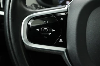 Volvo V90 Volvo V90 2.0 T6 Recharge AWD Inscription | Trekhaak | Leder | Stoel & stuurverwarming | Adaptive cruise | Kinderzitjes | Camera | PHEV - afbeelding nr 17