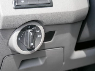 Volkswagen Transporter Volkswagen Transporter 2.0 TDI 150PK L2H1 Automaat Dubbele Cabine | LED | TREKHAAK | APPLE CARPLAY | - afbeelding nr 15