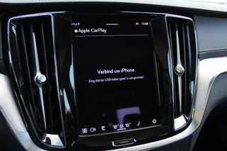 Volvo S60 Volvo S60 2.0 Recharge T8 AWD Ultimate Dark | Schuif/Kantel dak | Head-up | H/K | BLIS | Leder | Pilot Assist - afbeelding nr 19