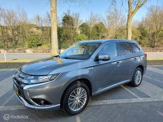 Mitsubishi Outlander Mitsubishi Outlander 2.0 PHEV Executive Edition Nieuw Model - afbeelding nr 2