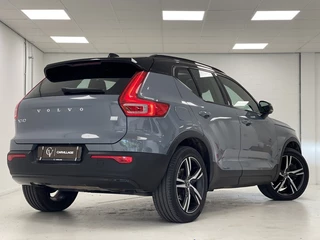 Volvo XC40 Volvo XC40 1.5 T5 Recharge R-Design | Trekhaak | Panoramadak | Thunder Grey - afbeelding nr 2