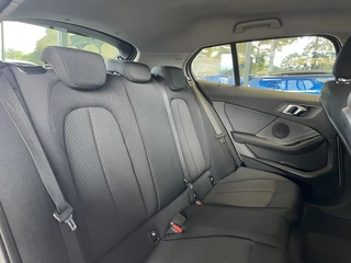 BMW 1 Serie BMW 1 Serie 118i Executive Edition Automaat | Navi | Cruise | Apple Carplay - afbeelding nr 9