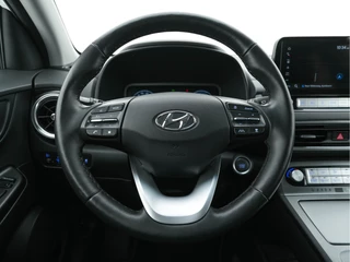 Hyundai Kona Aut. *HEAT-PUMP | NAVI-FULLMAP | DIGI-COCKPIT | FULL-LED | KRELL-AUDIO | LANE-ASSIST | KEYLESS | CAMERA | HEAD-UP | SHIFT-PADDLES | DAB | ADAPT.CRUISE | COMFORT-SEATS | 17 