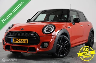 MINI Cooper John Cooper Works 1.5 Carplay - JCW interieur - Airco