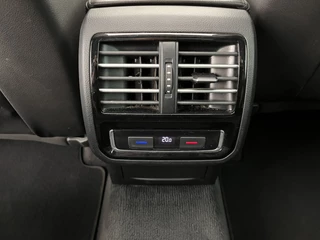 Volkswagen Passat Volkswagen Passat Variant 1.4 TSI GTE Highline Aut. *PANO | LEATHER-ALCANTARA | FULL-LED | NAVI-FULLMAP | ERGONOMIC-SPORT-SEATS | CARPLAY | CAMERA | DAB+ | ECC | HEATED-SEATS | PDC | TOWBAR | SHIFT-PADDLES | AMBIENT-LIGHT | 17''ALU* - afbeelding nr 20