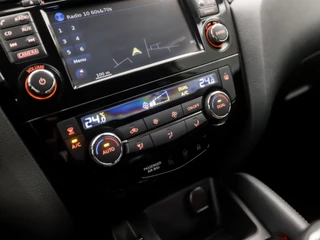 Nissan QASHQAI (PANORAMADAK, NAVIGATIE, CLIMATE, 360 CAMERA, KEYLESS, SPORTSTOELEN, GETINT GLAS, XENON, CRUISE, NIEUWE APK, NIEUWSTAAT) - afbeelding nr 10