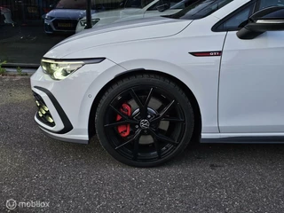 Volkswagen Golf Volkswagen Golf 2.0 TSI GTI Black Style Panorama/HUD/H&K/Leder - afbeelding nr 6