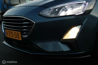 Ford Focus Ford Focus Wagon 1.0 EcoBoost 125 PK Titanium Business, Trekhaak, Stoel-stuurverwarming, 18 Inch LMV, Donker glas, Pdc voor + achter, Navi, App connect, Cruise, Clima - afbeelding nr 9