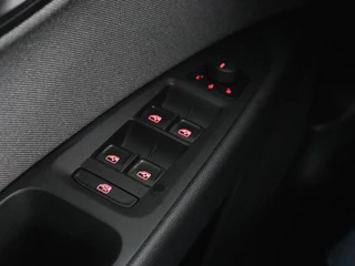 SEAT Leon SEAT Leon 1.0 TSI Style Intens | Automaat | Carplay |  Navigatie | Keyless | Parkeerhulp | Climate control | Cruise control | Bluetooth - afbeelding nr 23