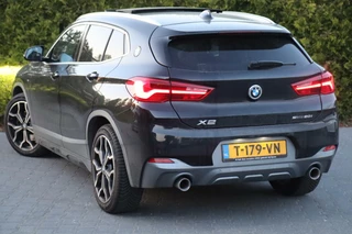 BMW X2 BMW X2 sDrive20i 192PK M-pakket High Executive Edition Panodak|Navi|Led|Net binnen - afbeelding nr 2