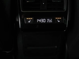 Škoda Superb Skoda Superb 1.4 TSI iV Business Edition Plus | Panoramadak |  Stoel & stuurverwarming | Adaptive cruise | Virtual Cockpit | Canton Sound | Memory | Carplay | Achterbankverwarming | Navigatie - afbeelding nr 10
