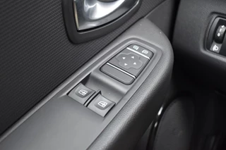 Renault Clio Renault Clio ESTATE 0.9 TCE ZEN / NL AUTO / NAVI / PDC / TREKHAAK - afbeelding nr 12