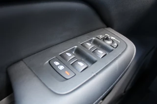 Volvo S60 Volvo S60 2.0 Recharge T8 AWD Ultimate Dark | Schuif/Kantel dak | Head-up | H/K | BLIS | Leder | Pilot Assist - afbeelding nr 24