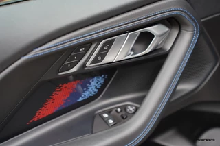BMW 2 Serie BMW 2-serie Coupé M240i xDrive | Schuifdak | M-sportstoelen | M Perf | HUD | Active cruise | Eibach | Rijdersauto Edition - afbeelding nr 27