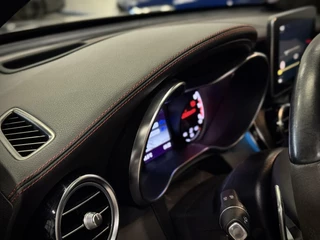 Mercedes-Benz GLC Mercedes GLC-klasse Coupe AMG 43 4MATIC Luchtvering|Burmester®|Camera 360°|Rode gordel|Keyless|Head-up|Trekhaak - afbeelding nr 25