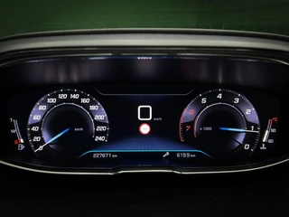 Peugeot 3008 Peugeot 3008 1.2 Premium Carplay | Camera | Keyless NAP - afbeelding nr 15