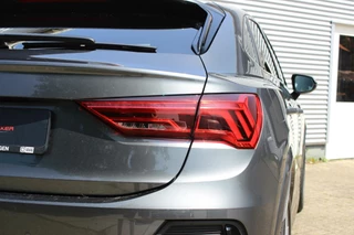 Audi Q3 Audi Q3 Sportback 45 TFSI e S Edition // 3X S-Line - Plat stuur - Trekhaak klapbaar - Black Optic - Ambient - 20