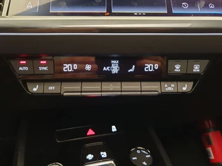 Audi Q4 e-tron Audi Q4 e-tron 45 S-Line 82 kWh Panoramadak, ACC, Camera - afbeelding nr 24