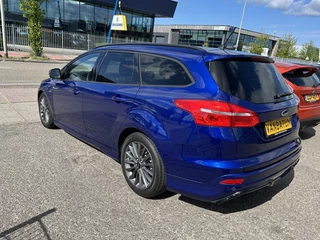 Ford Focus Ford Focus Wagon 1.0 ST-Line - afbeelding nr 3