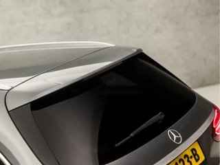 Mercedes-Benz C-Klasse 279Pk Automaat (NAVIGATIE, LUCHTVERING, LEDER, STOELVERWARMING, ELEK SPORTSTOELEN, GETINT GLAS, CAMERA, SFEERVERLICHTING) - afbeelding nr 26
