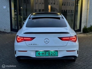 Mercedes-Benz CLA Mercedes CLA-klasse 250 e AMG|PANO|MEMORY|360CAM|HEAD-UP|19