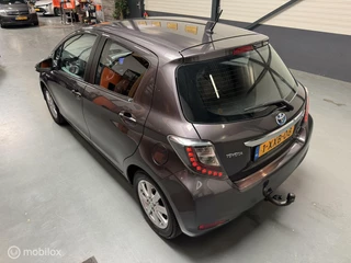 Toyota Yaris Toyota Yaris 1.5 Full Hybrid Navi|Keyless|Trekhaak - afbeelding nr 27