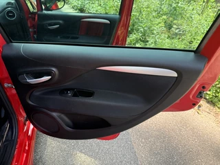 Fiat Punto Fiat Punto Evo 0.9 TwinAir Lounge navi airco 5drs - afbeelding nr 43