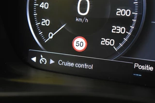 Volvo XC40 Volvo XC40 T2 129 Aut. Momentum Core | Park Assist | Navigation Tech - afbeelding nr 24