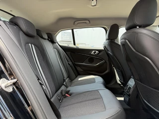 BMW 1 Serie BMW 1-serie 118i Business Ed. | Navi | Live-Cockpit | Carplay | - afbeelding nr 13