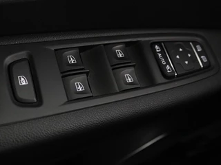 Renault Captur Renault Captur 0.9 TCe Edition One | Leder | Achteruitrijcamera | Stoelverwarming | Navigatie | Cruise Control | Apple CarPlay | keyless entry | DAB | LMV - afbeelding nr 26
