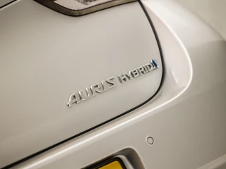 Toyota Auris Automaat (NAVIGATIE, CLIMATE, CAMERA, TREKHAAK, SPORTSTOELEN, CRUISE, PARKEERSENSOREN, KEYLESS, NIEUWE APK, NIEUWSTAAT) - afbeelding nr 25