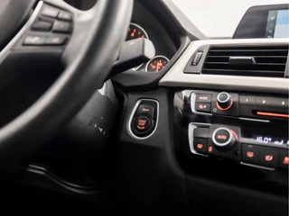 BMW 3 Serie BMW 3 Serie 318i Executive Sportline Automaat (NAVIGATIE, DEALER ONDERHOUDEN, CLIMATE, PARKEERSENSOREN, SPORTSTOELEN, LED KOPLAMPEN, CRUISE, NIEUWE APK, NIEUWSTAAT) - afbeelding nr 26