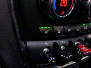 MINI Clubman 2.0 Cooper S 192pk Automaat Chili | Origineel NL | Navi | Clima | Adap. Cruise | Panorama Schuifdak | Pdc V+A+Assist+Camera | Keyless Entry | Sportstoel+Verwarmd+Elek.Verstel | 17''lm - afbeelding nr 20