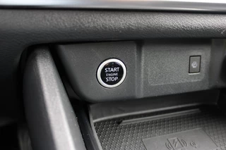 Nissan QASHQAI Nissan QASHQAI 1.3 MHEV Acenta + Stoel -/ Stuur & Voorruit verwarming - afbeelding nr 27