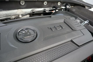 Škoda Octavia Skoda Octavia Combi 2.0 TSI RS DSG 220 PK / 1e eig / Stoelverwarming / Cruise / Xenon - afbeelding nr 58