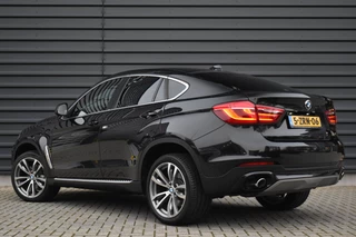 BMW X6 | 360 Camera | Head-Up | 20'' M Velgen | Softclose | Treeplanken | Comfort Stoelen + Memory | Stuurverwarming | Orig. NL | - afbeelding nr 2