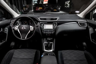 Nissan QASHQAI Nissan QASHQAI 1.2 N-Connecta | 360 Camera | Pano | Trekhaak | - afbeelding nr 2