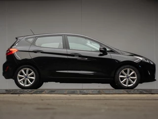 Ford Fiesta Ford Fiesta 1.1 Sport (APPLE CARPLAY,NAVI,LED,PDC,ELECTRISCHE PAKKET,BLACK,BLUETHOOT,SPORTSTOELEN,GETINT,NETTESTAAT) - afbeelding nr 6
