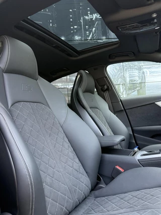 Audi A4 Audi A4 Limousine 2.0 TFSI | S line|Schaalstoel|Competition|Schuifd - afbeelding nr 24