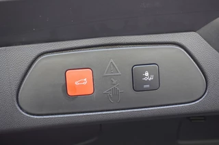 Opel Grandland Opel Grandland 1.2 Turbo Ultimate Automaat / Camera / Stoel- en stuurverwarming / Navi / Alcantara - afbeelding nr 9