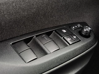 Toyota Yaris Cross Toyota Yaris Cross 1.5 Hybrid Automaat Dynamic | Navigatie | Cruise | Stoelverwarmi - afbeelding nr 10