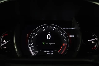 Renault Mégane Renault Mégane 1.3 TCe Limited | Carplay | Keyless | Navigatie |  Climate control | Parkeerhulp | Cruise control | DAB | Bluetooth - afbeelding nr 22